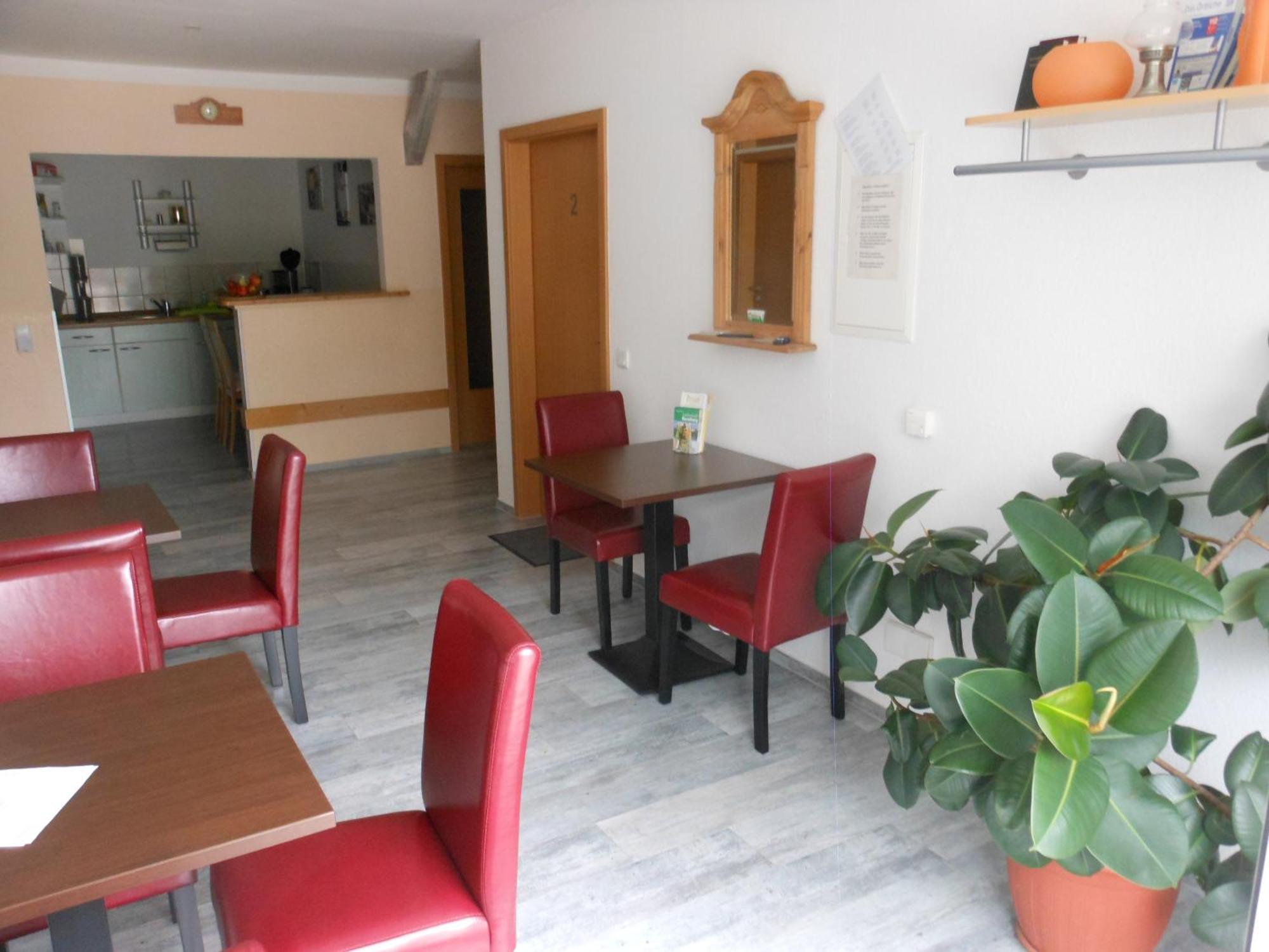 Pension Am Werder Bernburg Luaran gambar