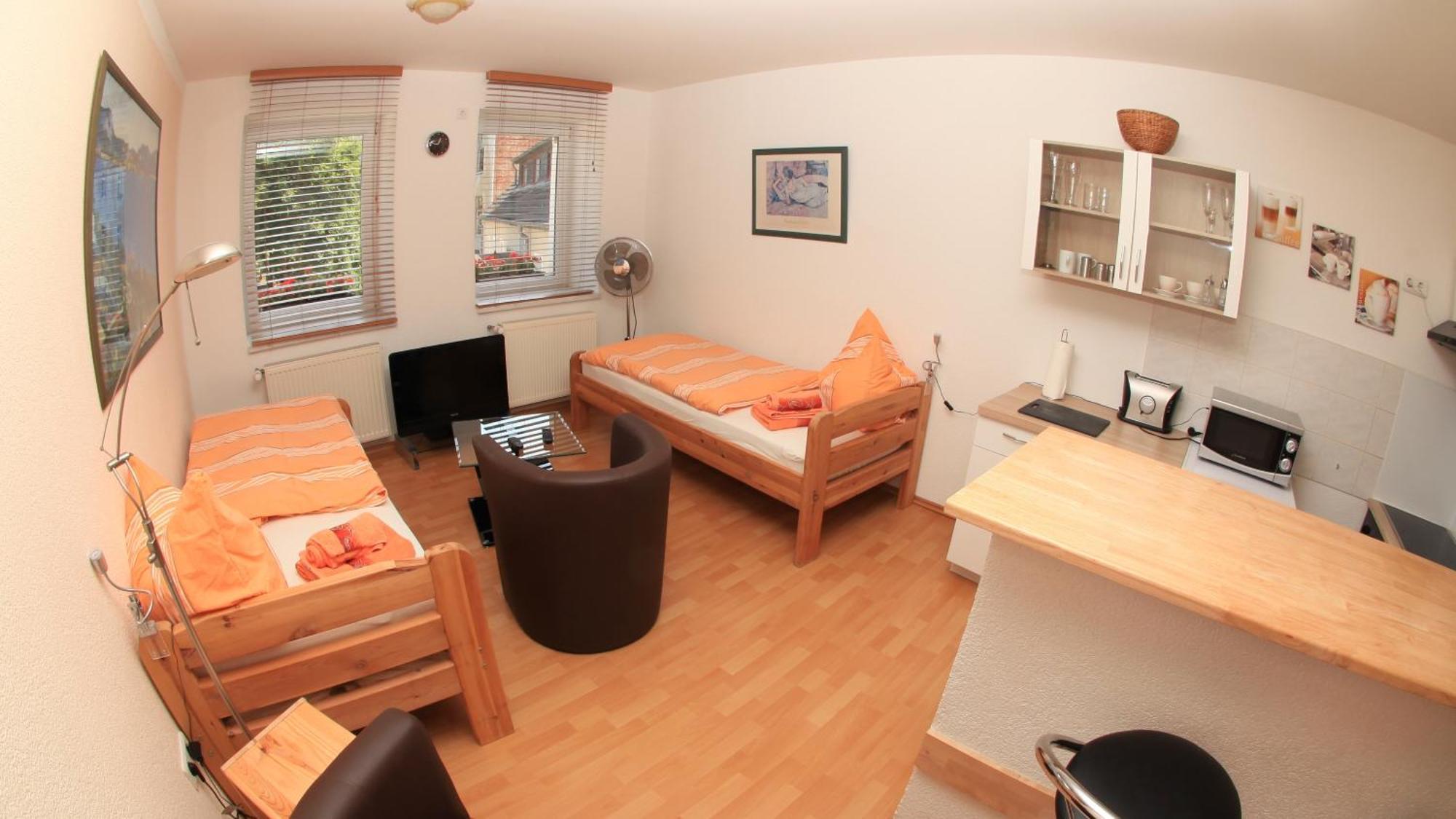Pension Am Werder Bernburg Bilik gambar