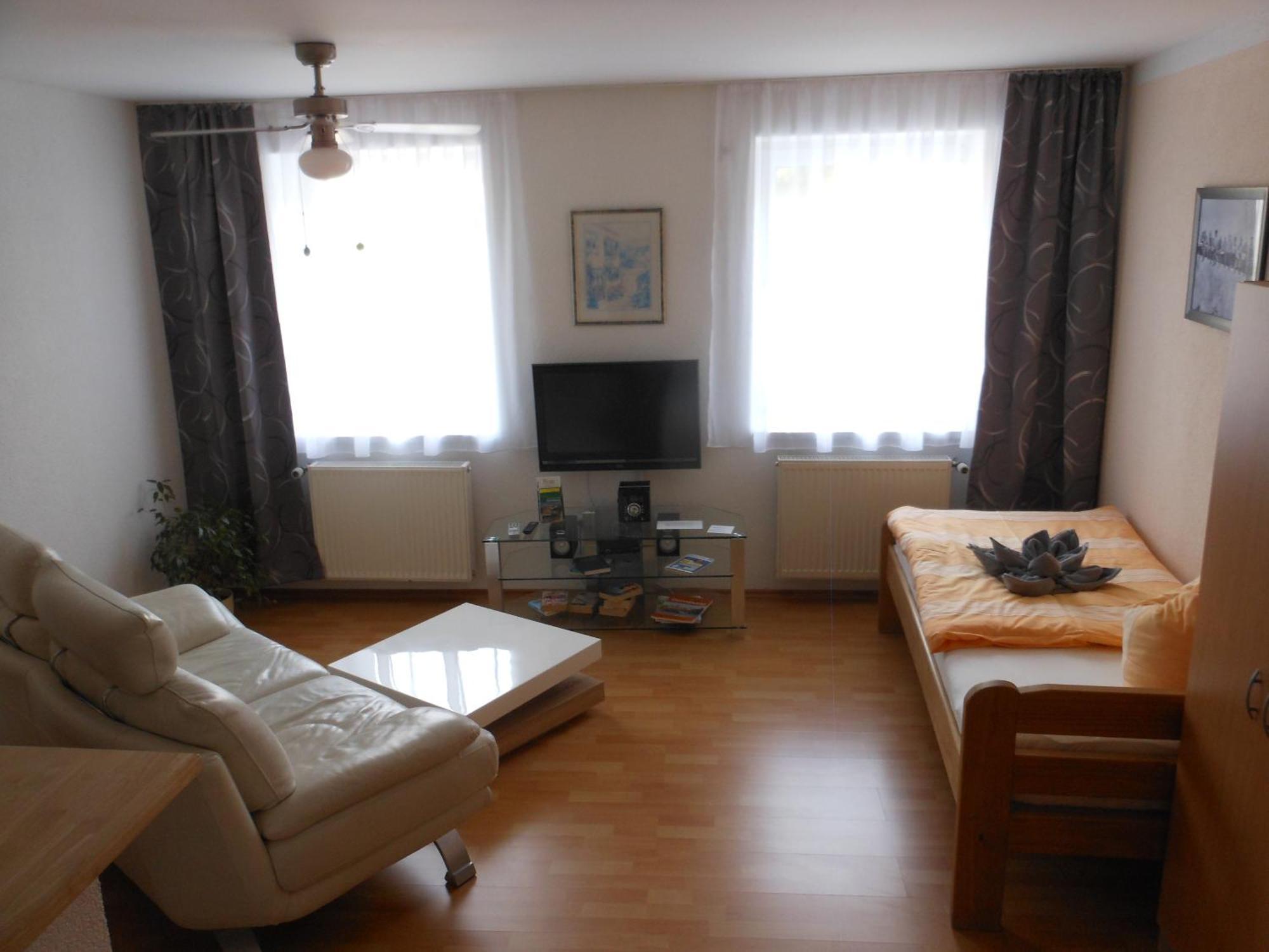 Pension Am Werder Bernburg Bilik gambar